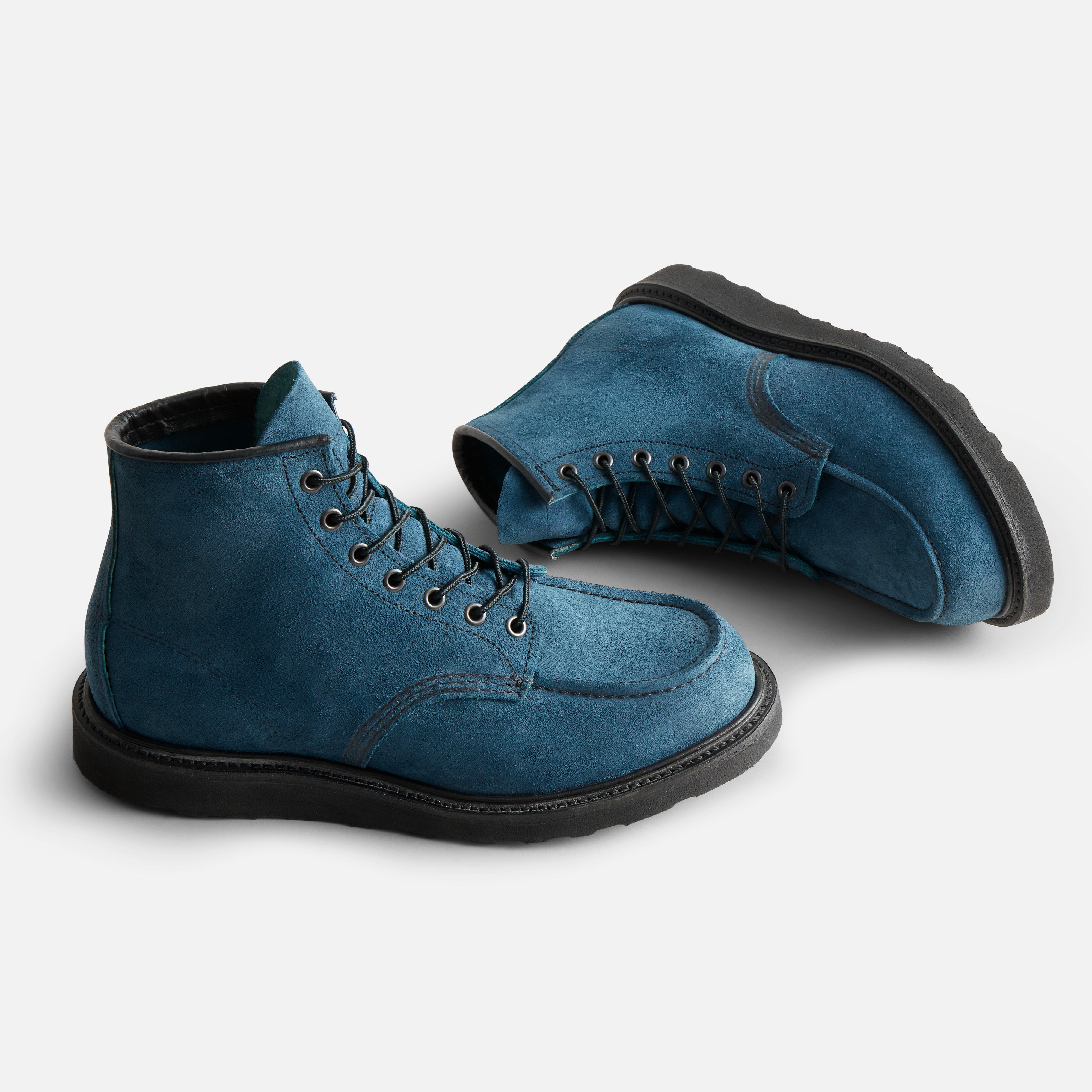 Red Wing Men's 6-Inch Classic Moc in Tidal Muleskinner Leather 8809